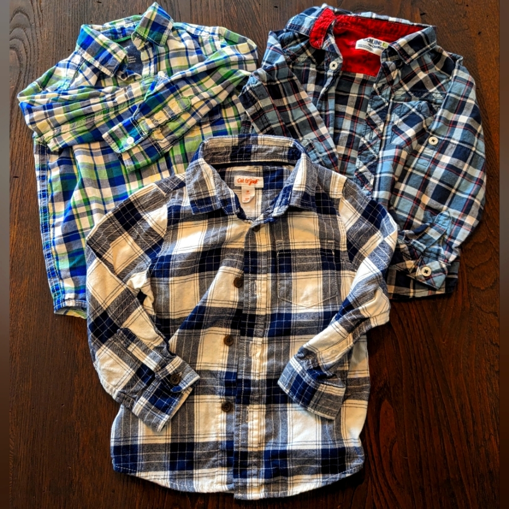 Lot of 3 long sleeve button down shirts